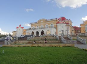 俄罗斯乌兰乌德歌剧院